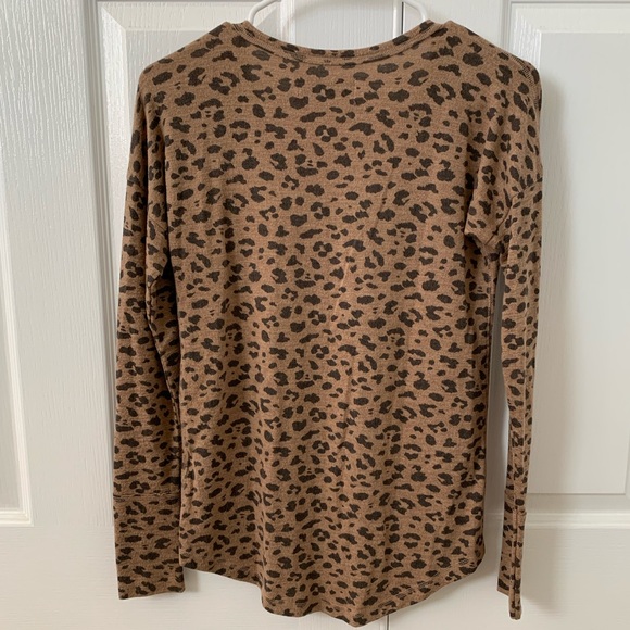 Abercrombie & Fitch cozy legging tee - Picture 3 of 3